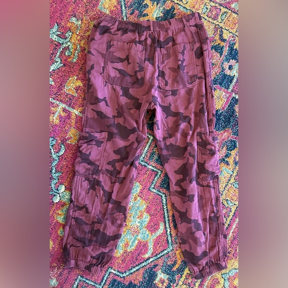 Sundance | Women’s merlot wine colored utility jogger pants, button front, sz S - Picture 7 of 15
